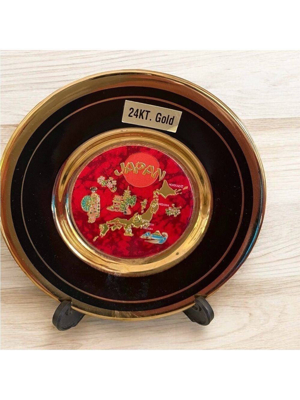 22k Gold Chokin Plate of Japanese Icon & Map, Black 4-D Made in Japan Miniature